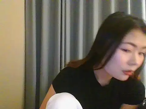 HJW2002 online show from April 14, 9:42 am