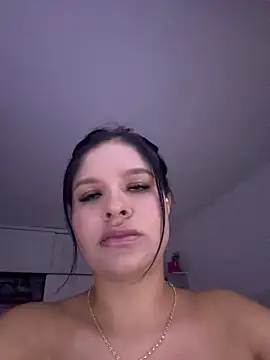 Elara Luxe online show from July 17, 10:35 pm