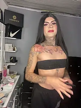 valen lewiiz online show from April 30, 1:44 am