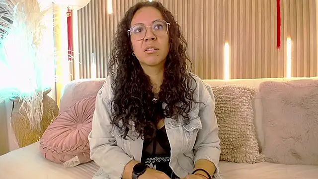 Velvet Curly online show from May 25, 1:10 pm