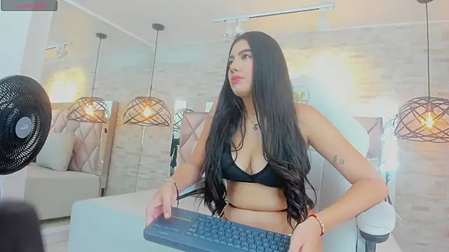 hazel nyxx online show from April 16, 3:40 am