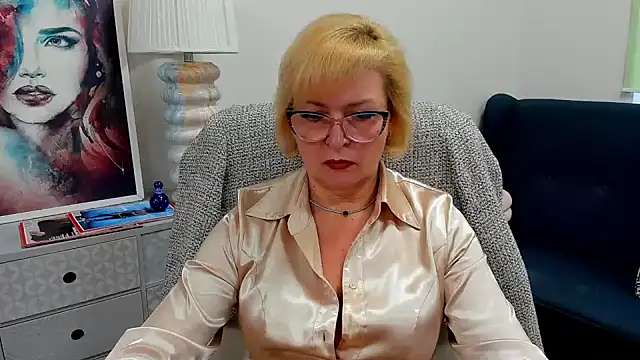 luna xfantasy online show from June 16, 6:36 am