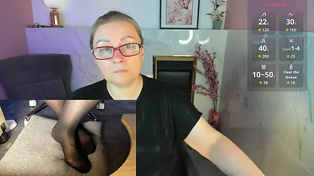 Alexandra Kind online show from July 28, 8:52 pm