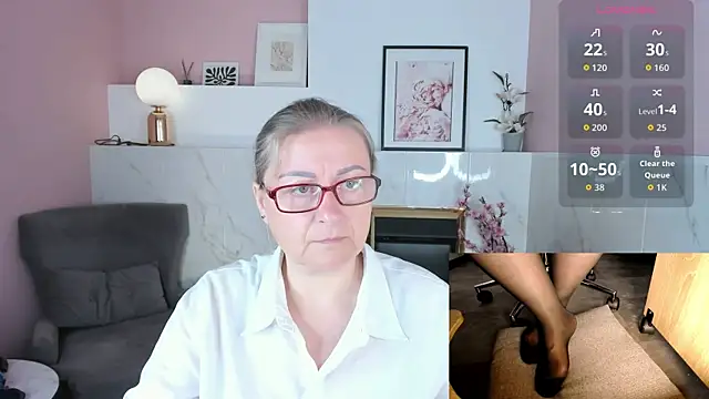 Alexandra Kind online show from July 23, 8:28 pm