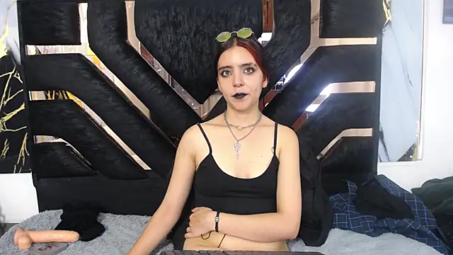 amberblackcs01 online show from May 6, 5:39 pm