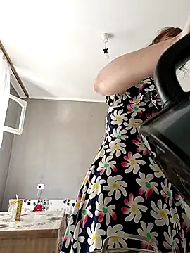 AnnieNet online show from July 2, 12:22 pm