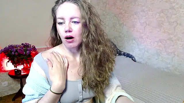Fern Lust online show from May 19, 7:59 am