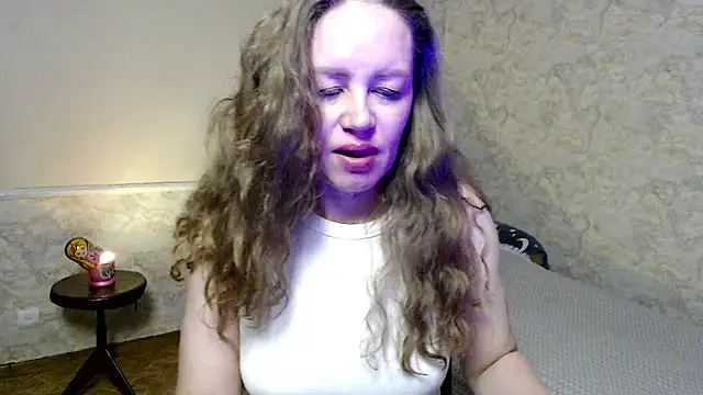 Fern Lust online show from May 22, 1:31 pm