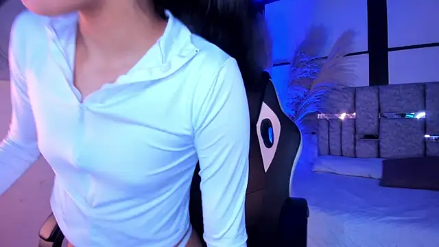 DemiPrince  online show from July 2, 4:07 am