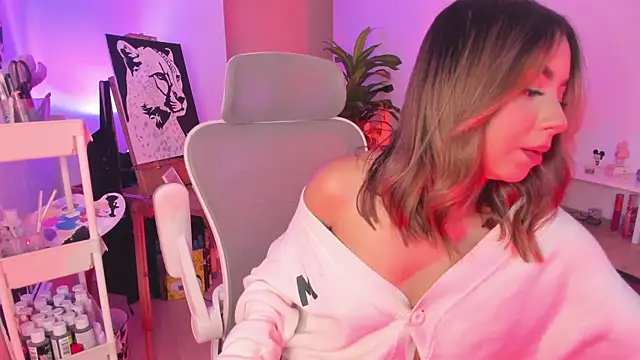 LilitMalkova online show from May 11, 11:24 pm
