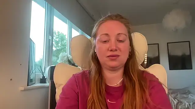 arielsweetieee online show from May 13, 6:13 pm