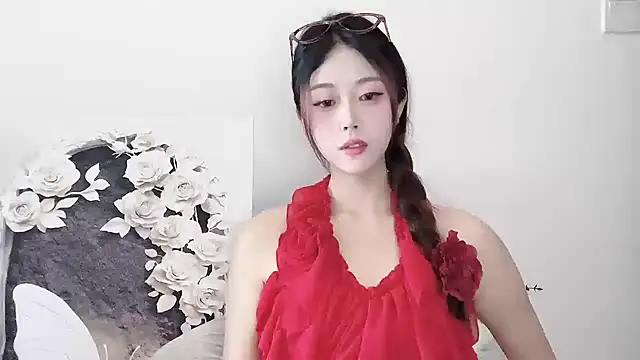 KiKi-011 online show from May 20, 7:05 am
