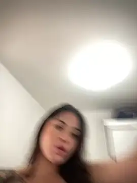 Livia-cortez online show from May 28, 12:58 pm