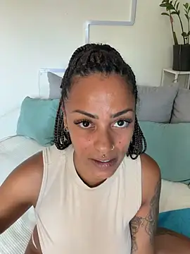SweetPetiteNoir online show from July 1, 3:33 pm