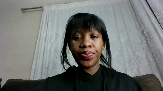 lulutiny online show from June 5, 12:58 am