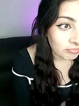 cattvalentinee online show from April 18, 2:03 am