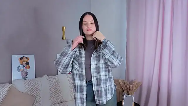 AmeeColly online show from April 26, 6:00 am