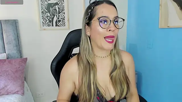 sugar milff online show from July 2, 12:33 pm