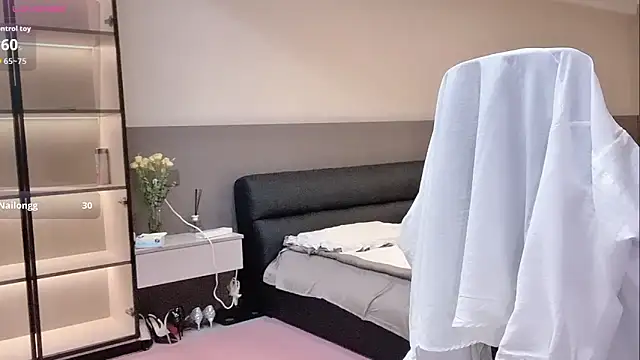 wenwen-mm online show from June 14, 2:39 pm