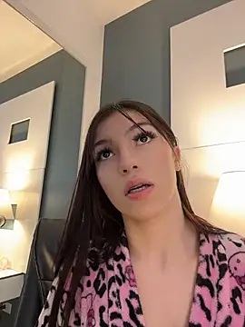 Maddison Foxxx online show from July 28, 7:39 pm