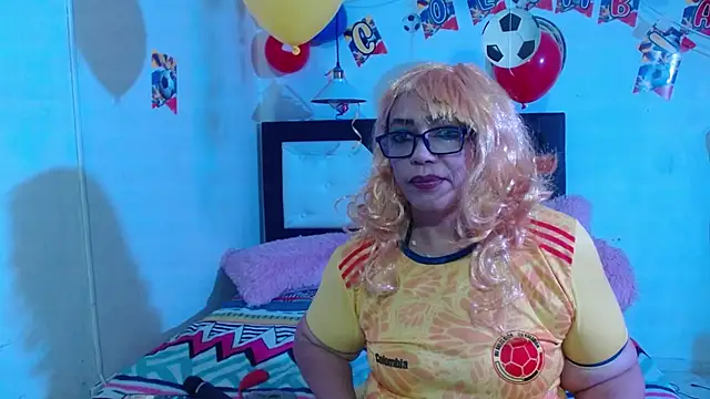Sweet-Mommy-Milf online show from June 18, 1:51 am