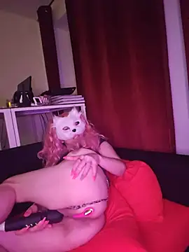 lilianroses online show from June 8, 1:28 am