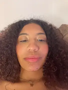 Daphnne Curly online show from July 9, 4:26 am