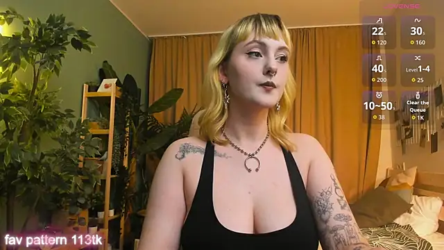 Emma Thomps online show from May 5, 2:20 pm