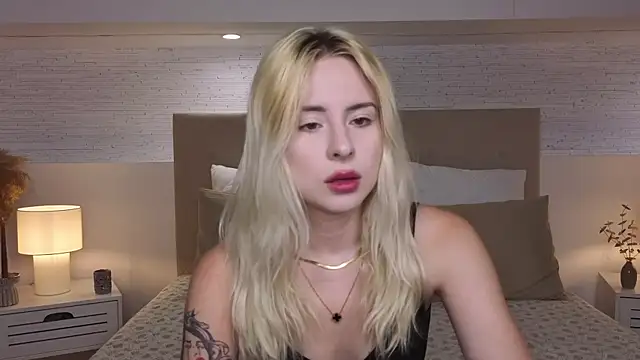 Bella crazyy online show from July 26, 9:44 pm