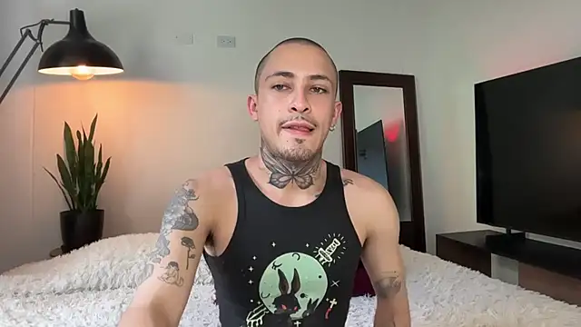 Noah and Steven online show from July 28, 4:39 pm