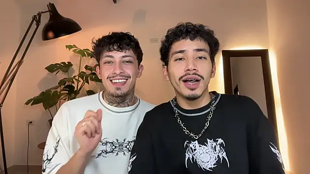 Noah and Steven online show from June 5, 4:27 am