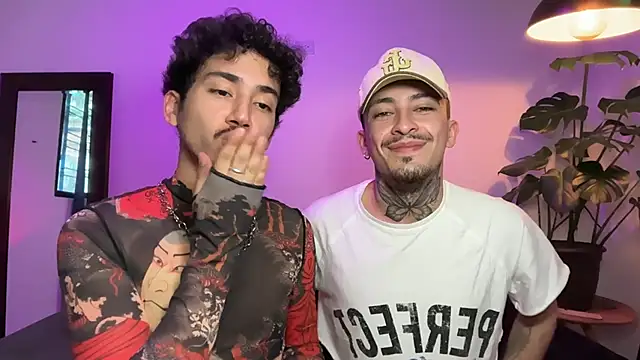 Noah and Steven online show from June 23, 7:34 pm