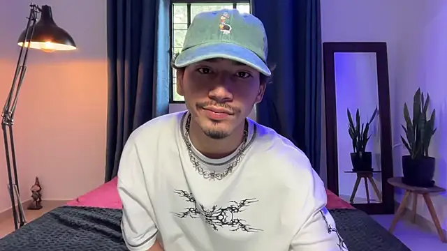 Noah and Steven online show from July 17, 8:12 pm