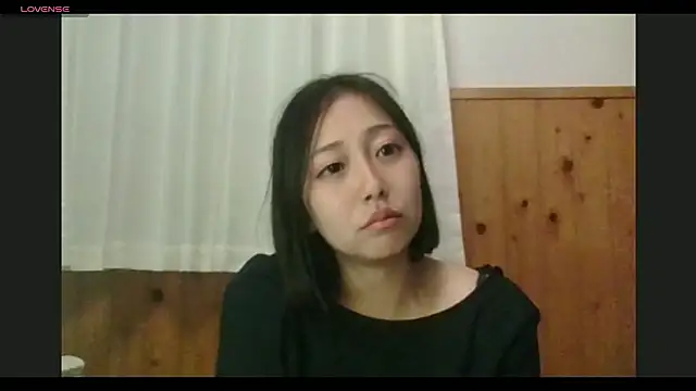 aoi252525 online show from May 11, 4:15 pm