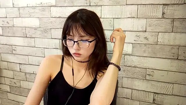 DelicaBrome online show from May 14, 11:38 am