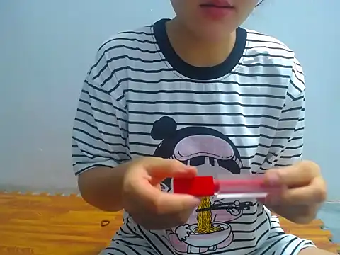 Mimi 200 online show from July 16, 4:11 pm