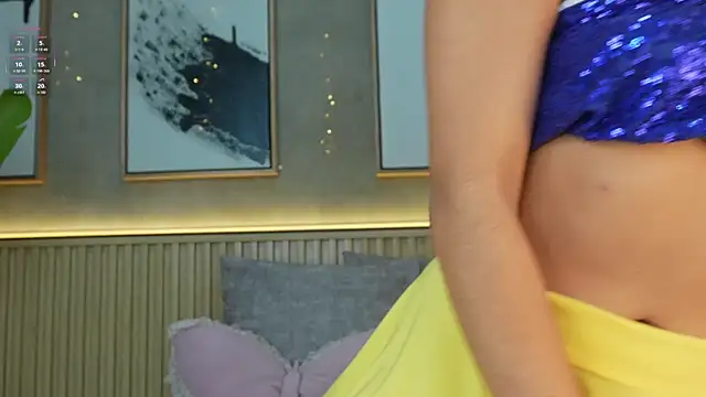 Angela Reed online show from April 26, 1:20 pm