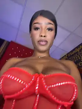 CocoaLuxeXXX online show from April 24, 1:14 pm
