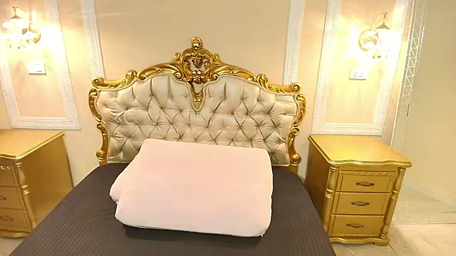 PaulineKosh online show from July 2, 8:48 pm