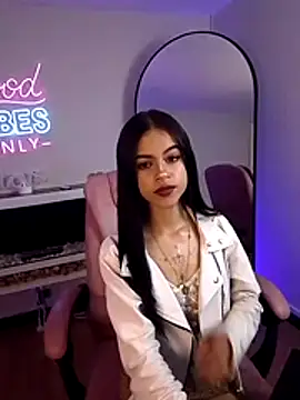  Starfire   online show from April 21, 10:50 pm