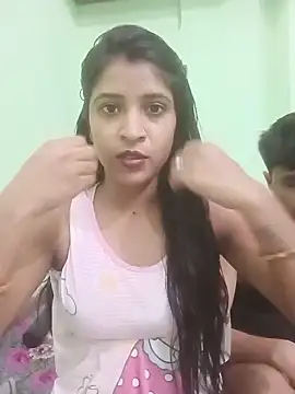 hot-couple-0 online show from May 24, 10:58 am