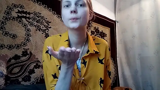 LunaLaday online show from May 28, 2:53 am