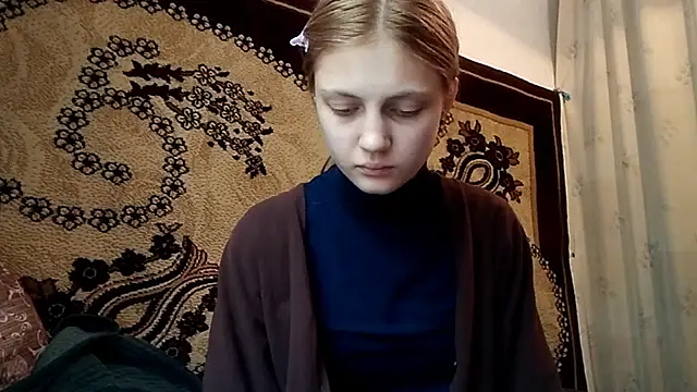 LunaLaday online show from May 26, 4:12 am