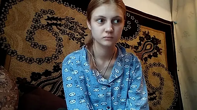 LunaLaday online show from May 27, 2:30 am