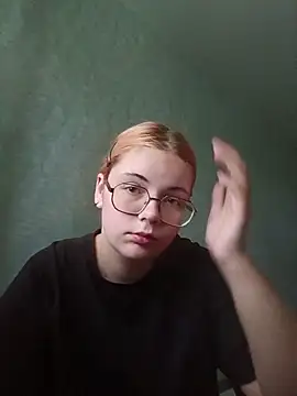 LoisFox online show from July 28, 12:12 pm
