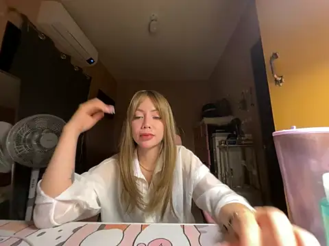 sweet glam online show from May 19, 2:02 pm