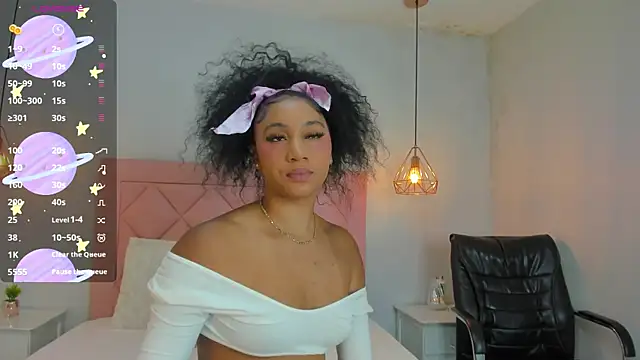 ashley  walker online show from July 22, 3:51 am