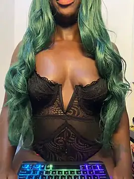 Leylabelle26 online show from June 26, 9:43 am
