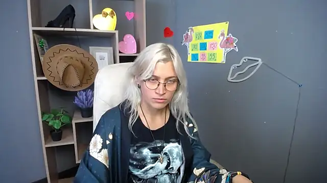 RubyDaviss online show from May 19, 12:23 pm