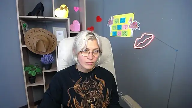 RubyDaviss online show from May 20, 12:24 pm